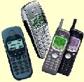 Handys von Nokia, Panasonic u. Siemens